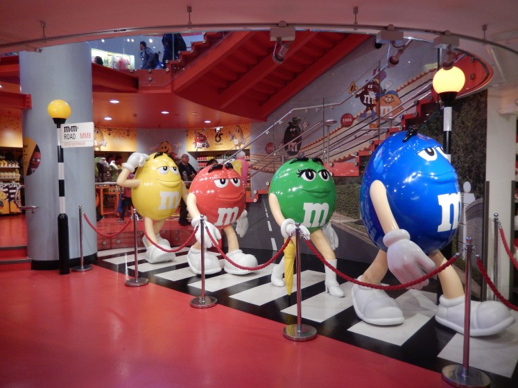 On our way to Piccadilly Circus, we saw the M&Ms World store. Cute!