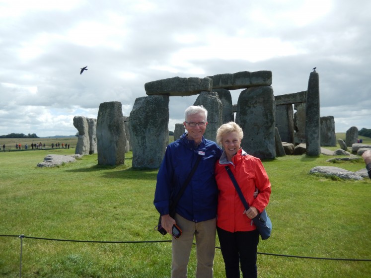 Who is that good-looking couple at Stonehenge?